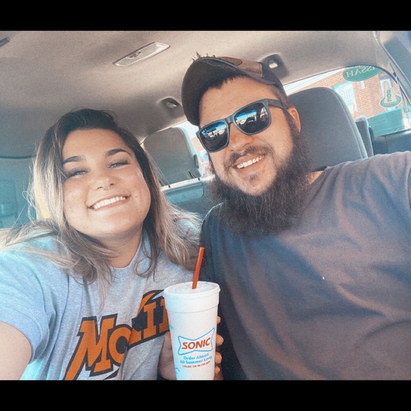 Meet your Posher, Brianna - Picture 1 of 1